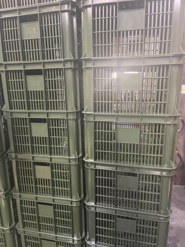 塑膠籃塑膠箱  四格搬運箱 儲運箱 塑膠籃 2